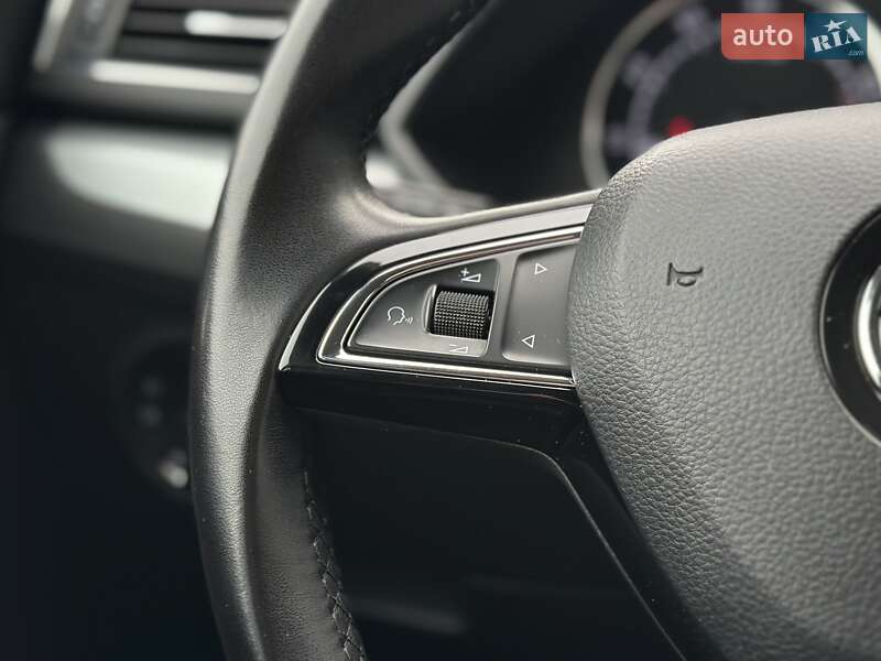 Универсал Skoda Superb 2017 в Киеве фото 21 Универсал Skoda Superb 2017 в Киеве