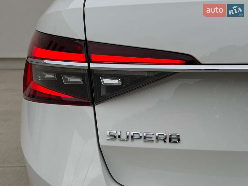 Универсал Skoda Superb 2019 в Луцке