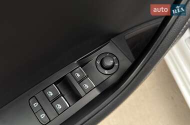 Универсал Skoda Superb 2019 в 