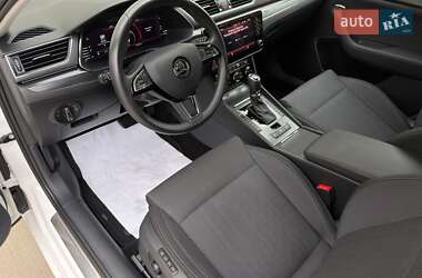 Универсал Skoda Superb 2019 в 
