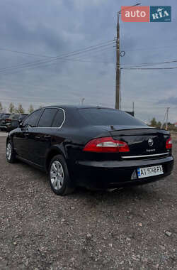 Лифтбек Skoda Superb 2013 в 