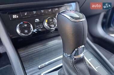 Лифтбек Skoda Superb 2021 в 