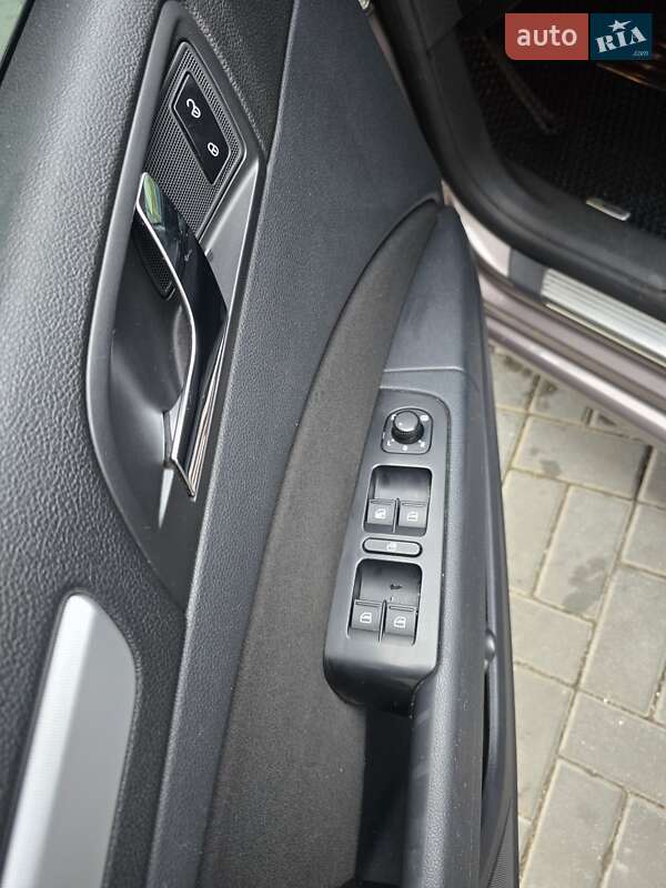 Универсал Skoda Superb 2012 в Николаеве