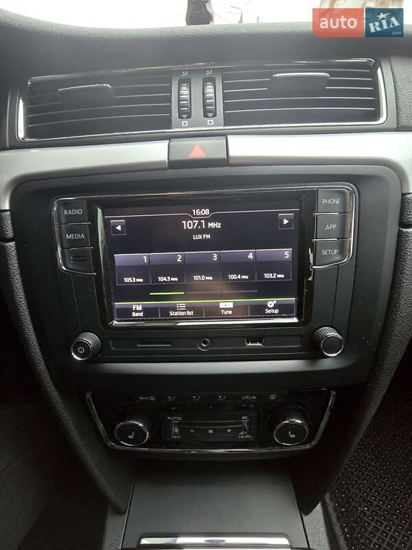 Универсал Skoda Superb 2012 в Николаеве