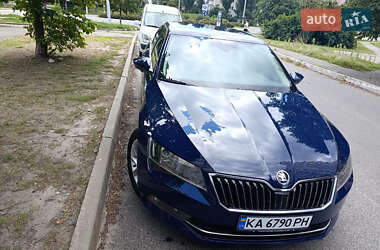 Ліфтбек Skoda Superb 2016 в  фото 7 Ліфтбек Skoda Superb 2016 в