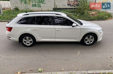 Универсал Skoda Superb 2015 в 