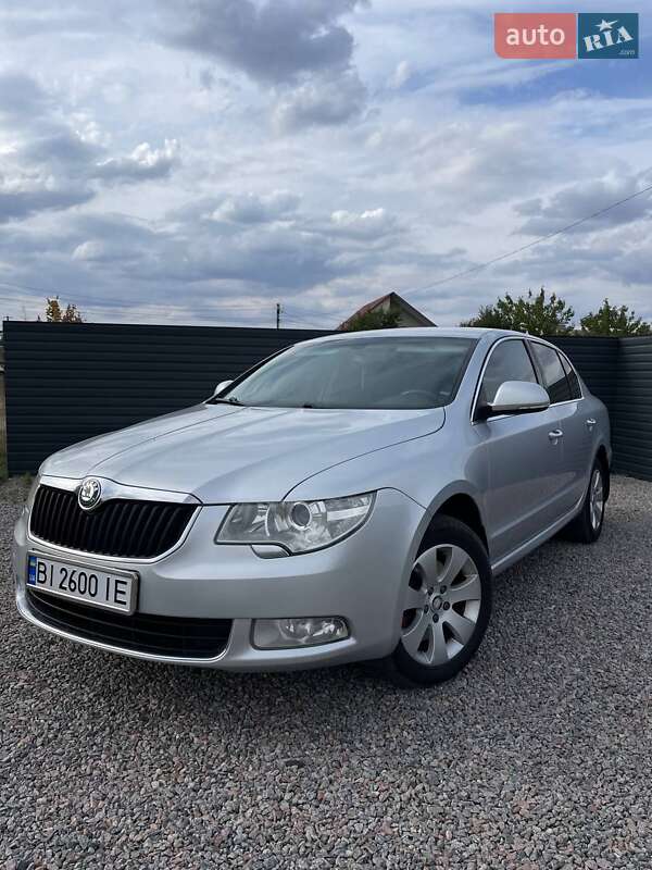 Лифтбек Skoda Superb 2012 в Миргороде