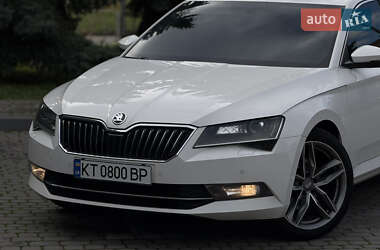 Универсал Skoda Superb 2018 в 