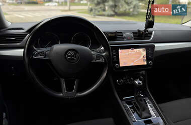 Универсал Skoda Superb 2018 в 