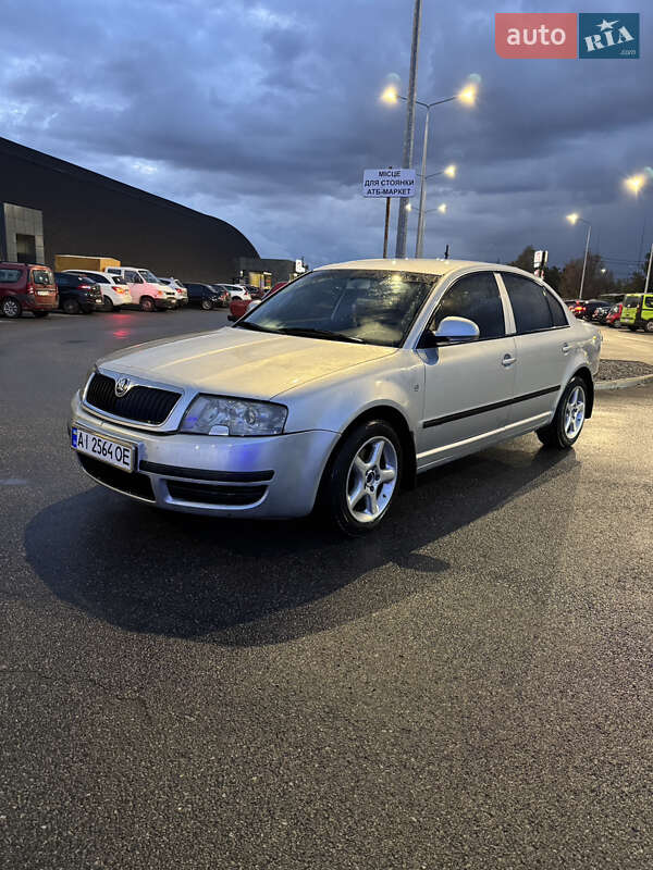 Skoda Superb 2006