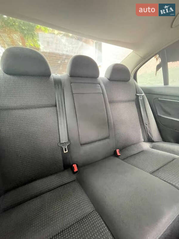 Лифтбек Skoda Superb 2006 в Мукачево