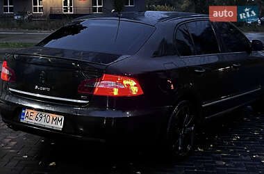 Лифтбек Skoda Superb 2009 в 