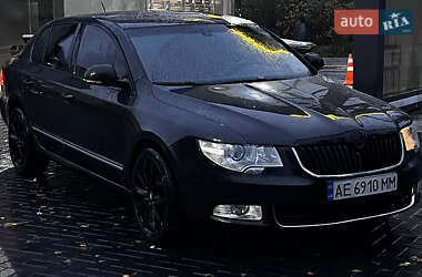 Лифтбек Skoda Superb 2009 в 