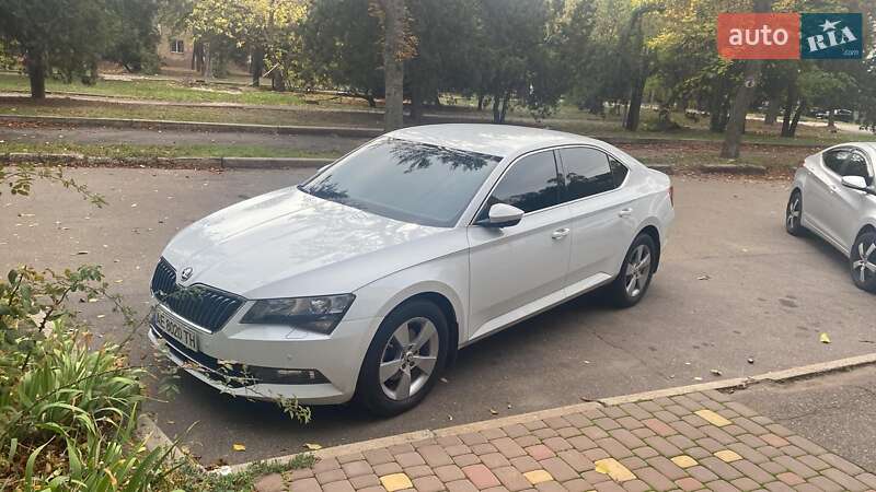 Skoda Superb 2016