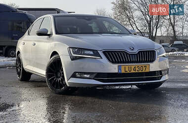 Ліфтбек Skoda Superb 2017 в Рівному