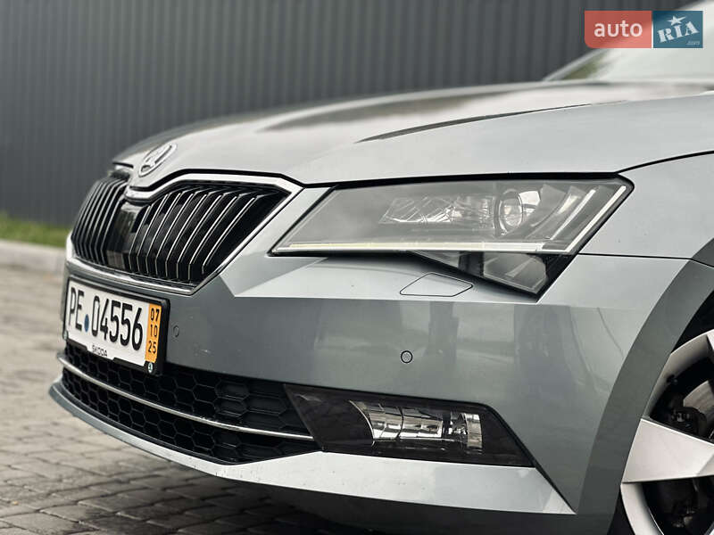 Универсал Skoda Superb 2018 в Львове