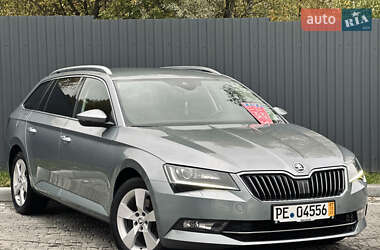 Универсал Skoda Superb 2018 в 