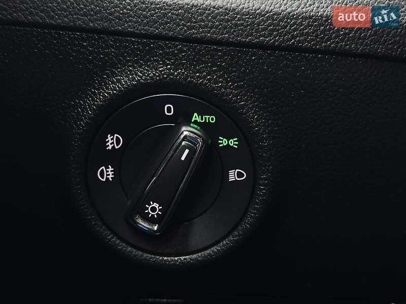 Универсал Skoda Superb 2018 в Львове