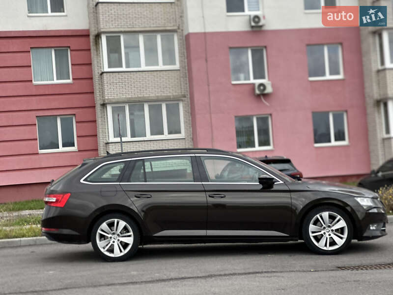 Универсал Skoda Superb 2019 в Виннице