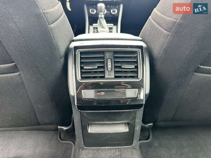 Универсал Skoda Superb 2019 в Виннице