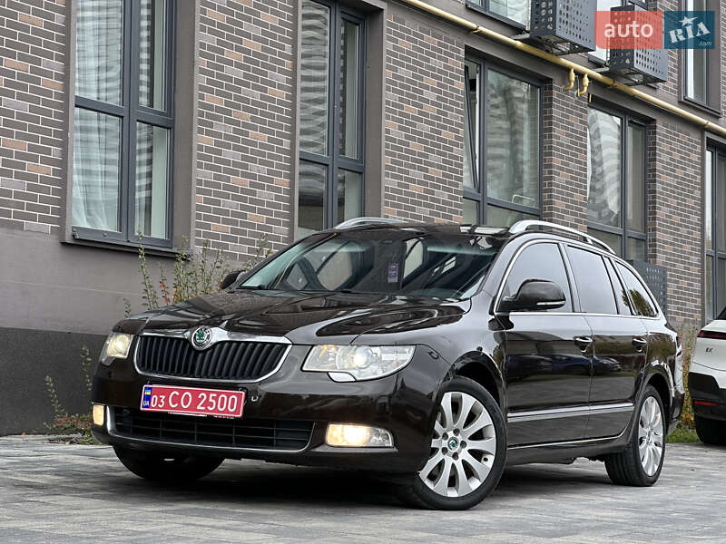 Универсал Skoda Superb 2012 в 