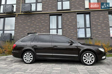Универсал Skoda Superb 2012 в 