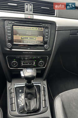 Универсал Skoda Superb 2012 в 