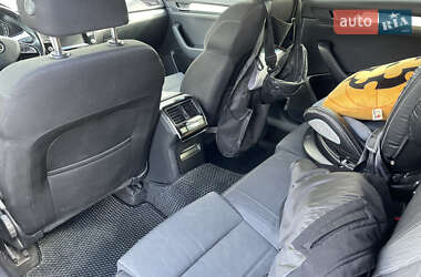 Лифтбек Skoda Superb 2016 в 