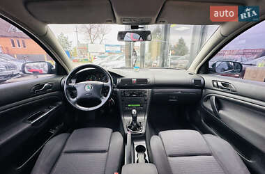 Ліфтбек Skoda Superb 2004 в 