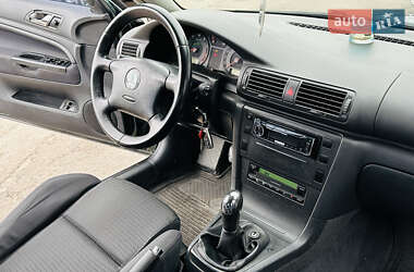Ліфтбек Skoda Superb 2004 в 