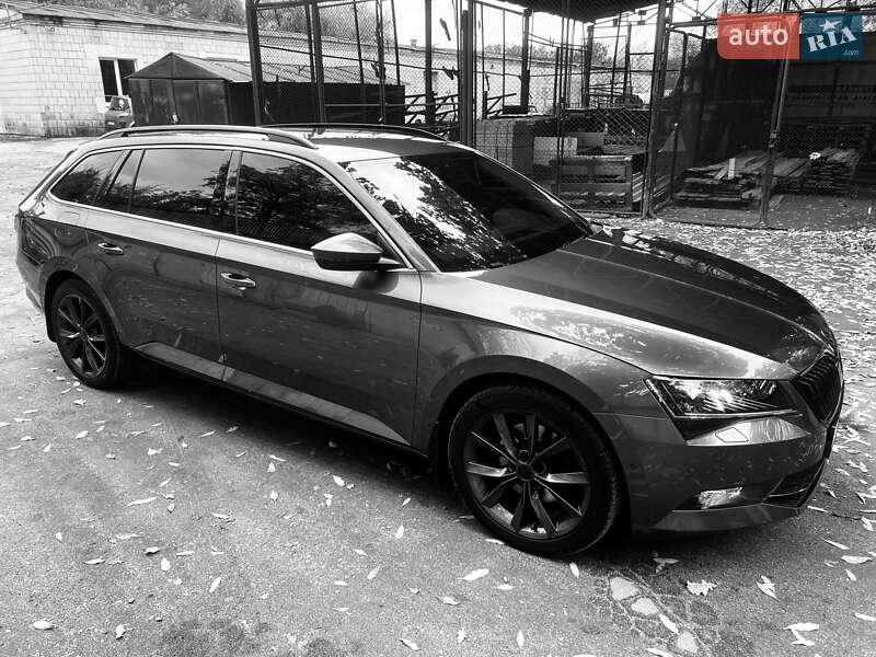 Универсал Skoda Superb 2018 в Кропивницком