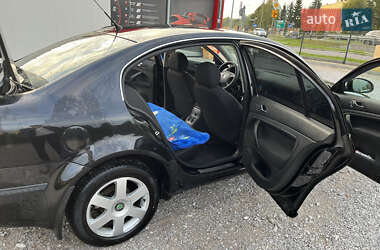 Лифтбек Skoda Superb 2007 в 