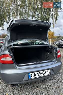 Ліфтбек Skoda Superb 2011 в  фото 20 Ліфтбек Skoda Superb 2011 в