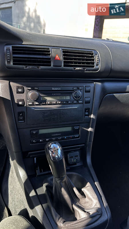 Лифтбек Skoda Superb 2003 в Черкассах