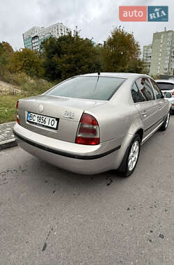 Лифтбек Skoda Superb 2006 в 