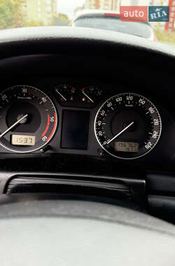 Лифтбек Skoda Superb 2006 в 