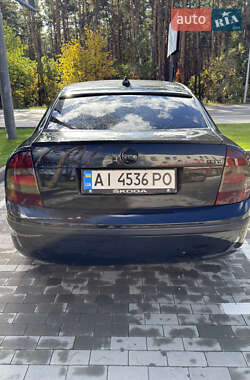Лифтбек Skoda Superb 2006 в 