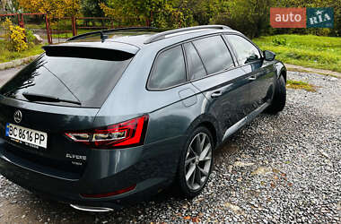 Универсал Skoda Superb 2018 в 
