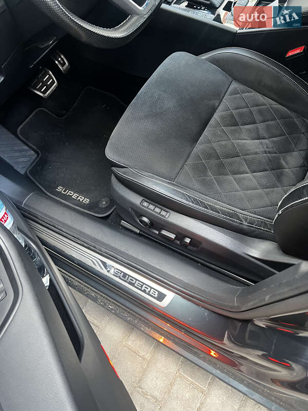 Универсал Skoda Superb 2018 в Львове