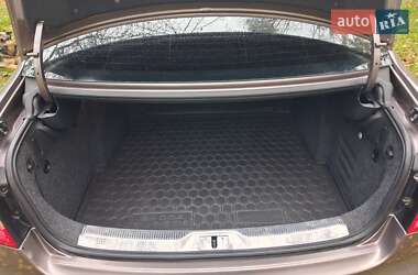 Лифтбек Skoda Superb 2012 в 