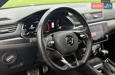 Лифтбек Skoda Superb 2021 в 