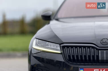 Лифтбек Skoda Superb 2021 в 