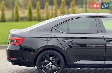 Лифтбек Skoda Superb 2021 в 