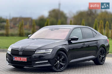 Лифтбек Skoda Superb 2021 в 