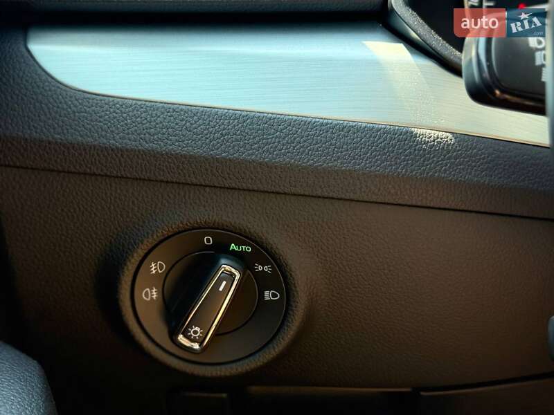 Лифтбек Skoda Superb 2015 в Кривом Роге