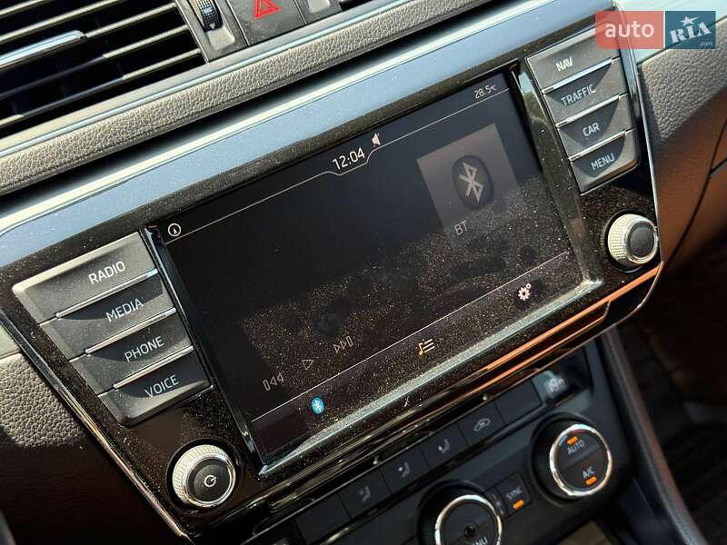 Лифтбек Skoda Superb 2015 в Кривом Роге