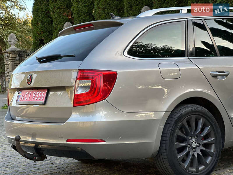 Універсал Skoda Superb 2014 в Надвірній