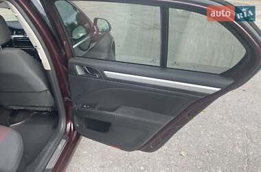 Лифтбек Skoda Superb 2010 в 