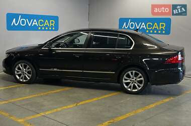 Ліфтбек Skoda Superb 2012 в 