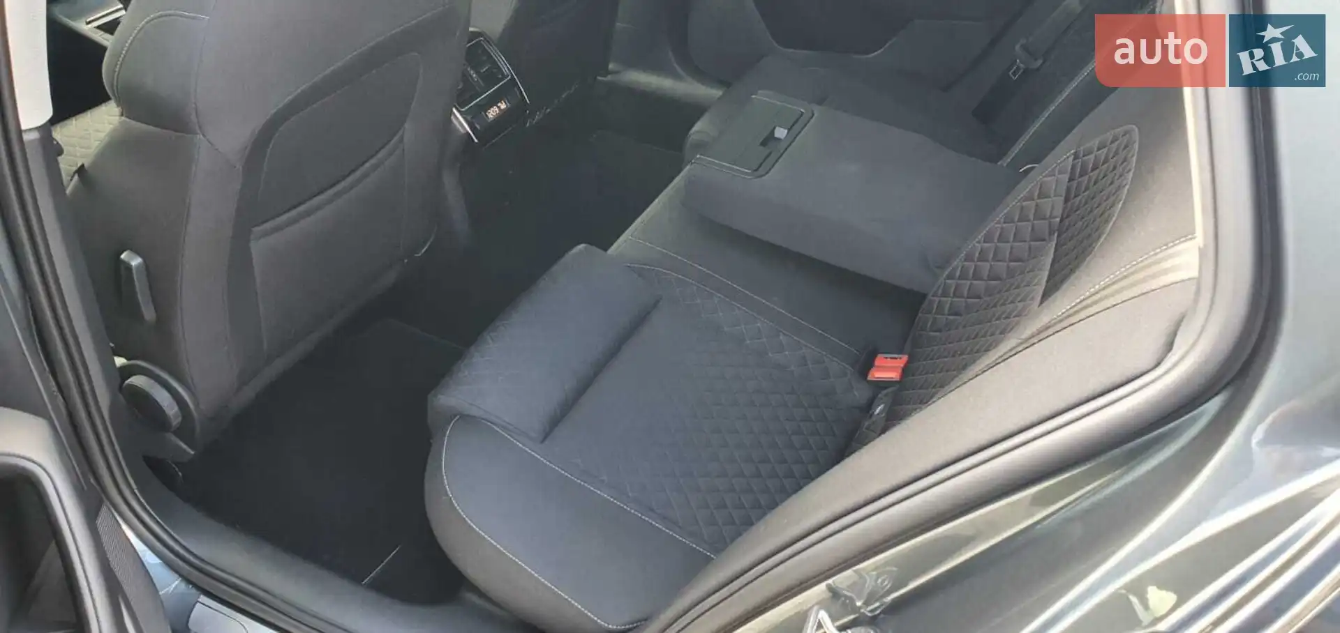 2019 Skoda Superb - мініатюра 13